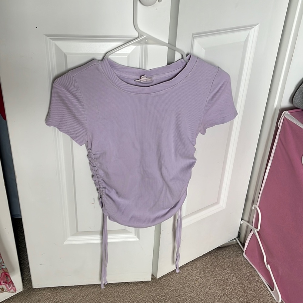 Size small lavender crop top with adjustable sides